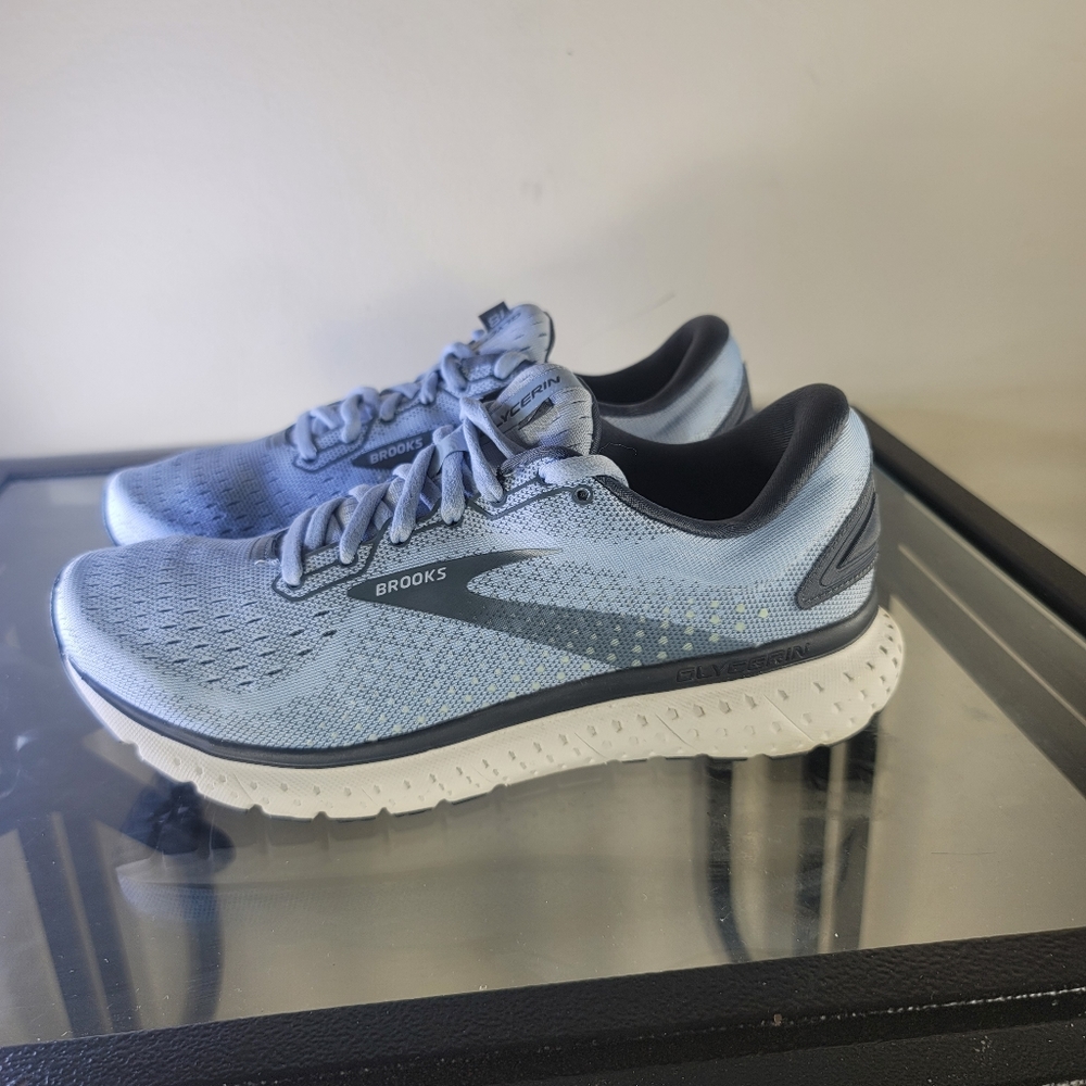 Brooks Blue Athletic Shoes